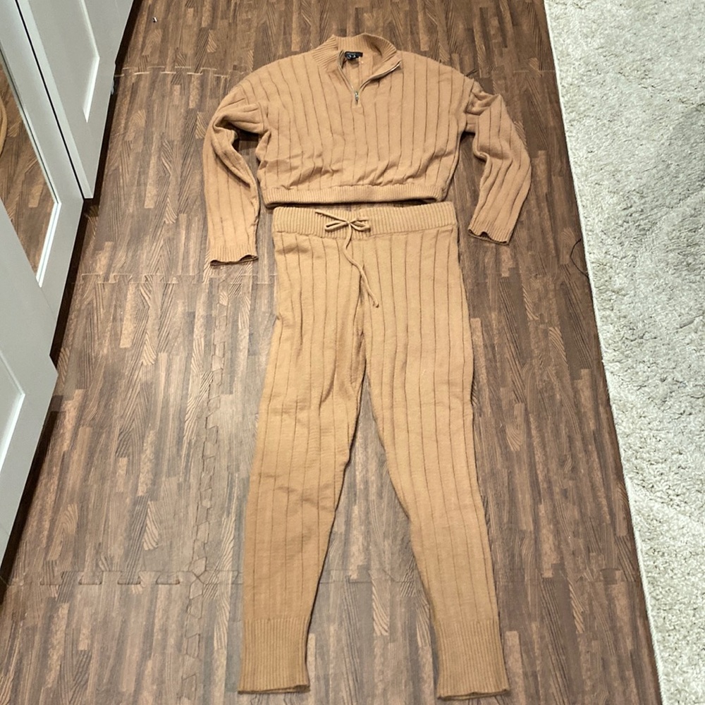 Forever21 2 piece knit set. SZ m